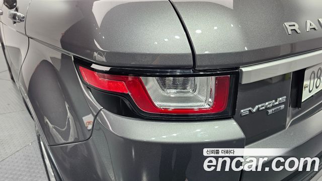 Land Rover Range Rover Evoque 2.0 TD4 HSE 2018 — фото 23