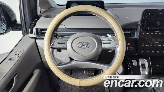 Hyundai Staria 4WD Lounge 9-Seater Inspiration 2023 — фото 12