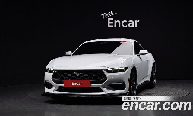 Ford Mustang (VII) 2.3 EcoBoost Premium Coupe 2024 — фото 3