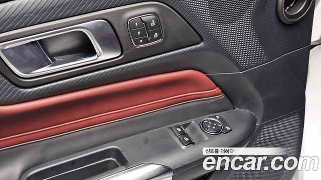 Ford Mustang (VII) 2.3 EcoBoost Premium Coupe 2024 — фото 20