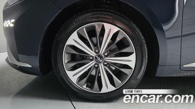 Kia K8 Hybrid Noblesse 2022 — фото 5