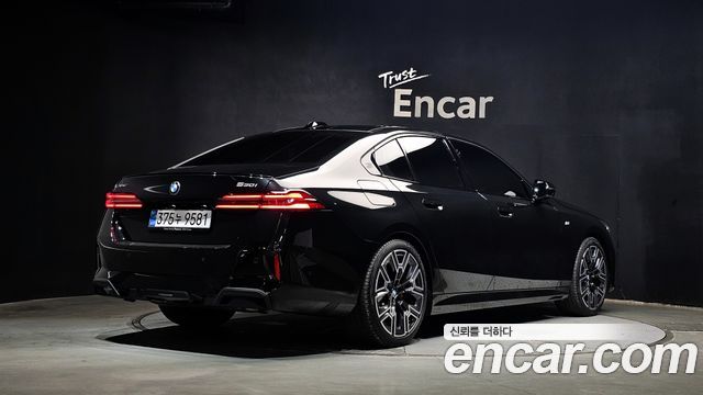BMW 5 Series (G60) 530i xDrive M Sport Pro Special Edition 2026 — фото 2