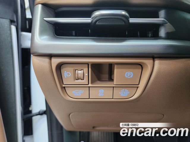 Hyundai Grandeur Hybrid (GN7) Calligraphy 2023 — фото 5