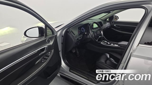 Hyundai Sonata (DN8) 2.0 Premium Plus 2023 — фото 10