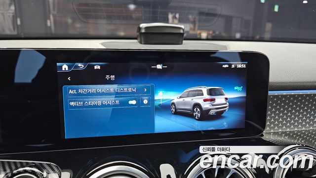Mercedes-Benz GLB-Class (X247) GLB200 d 2024 — фото 16