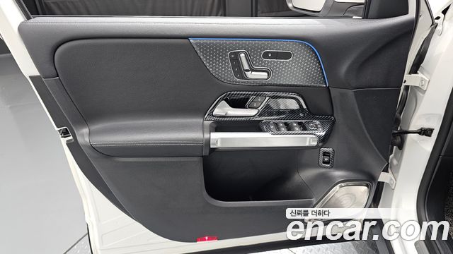 Mercedes-Benz GLB-Class (X247) GLB200 d 2024 — фото 24