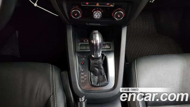 Volkswagen Jetta 1.6 TDI Blue Motion 6th 2012 — фото 9
