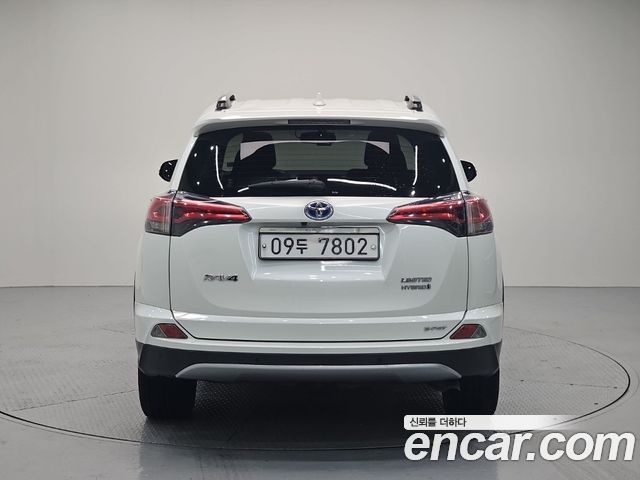 Toyota RAV4 2.5 4WD Hybrid 4th 2018 — фото 4