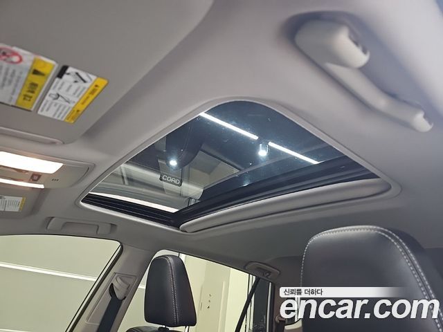 Toyota RAV4 2.5 4WD Hybrid 4th 2018 — фото 16