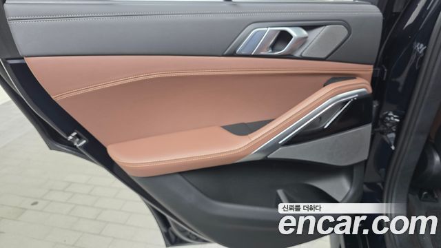 BMW X6 (G06) xDrive40d M Sport Online Exclusive 2025 — фото 25