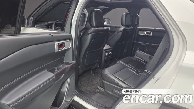 Ford Explorer (VI) 2.3 LimIted 4WD 2020 — фото 12
