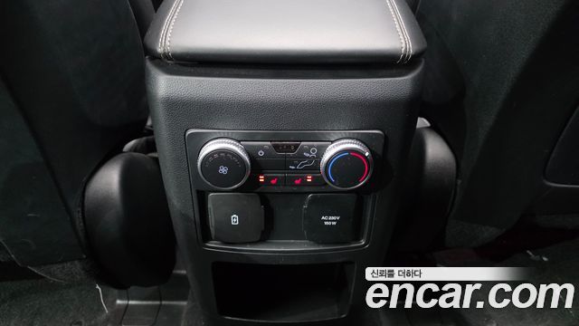 Ford Explorer (VI) 2.3 LimIted 4WD 2020 — фото 30