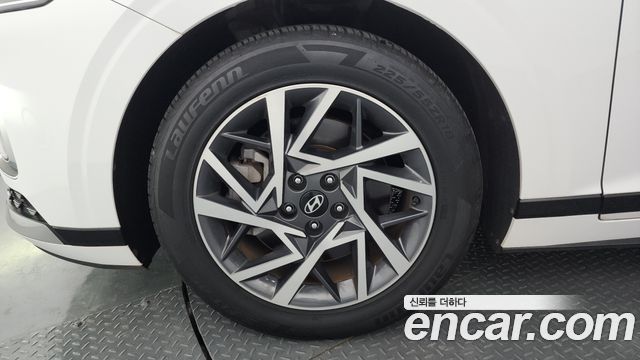 Hyundai Grandeur (GN7) 3.5 LPG 2WD Premium 2023 — фото 5
