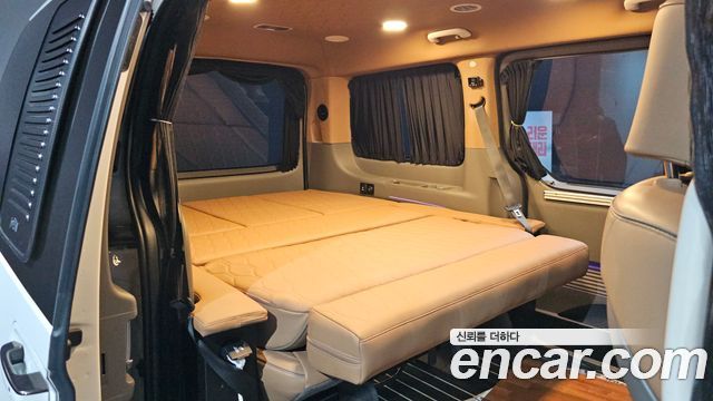 Hyundai Staria 2WD Camping Car Special Vehicle 2022 — фото 11