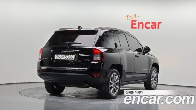 Jeep Compass 2.4 Limited 1st 2016 — фото 2