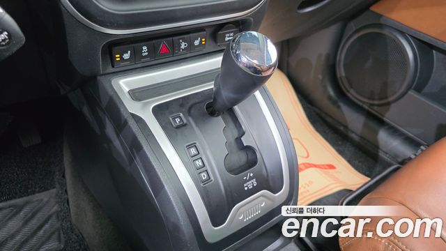 Jeep Compass 2.4 Limited 1st 2016 — фото 9