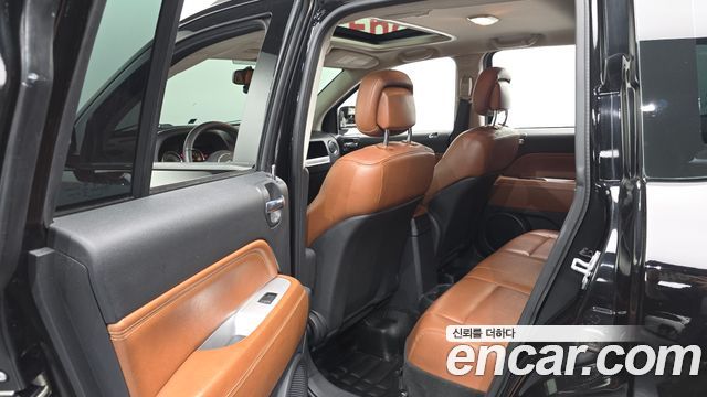 Jeep Compass 2.4 Limited 1st 2016 — фото 18