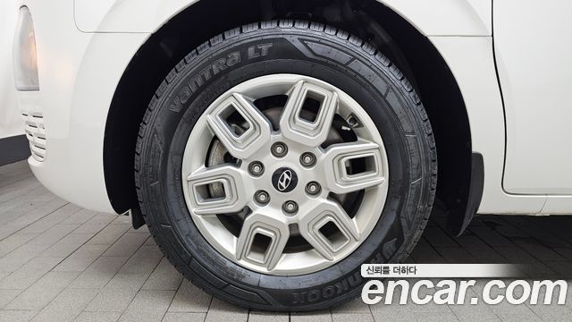 Hyundai Staria 4WD Tourer 11-Seater Modern 2025 — фото 5