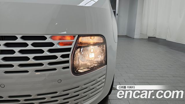 Hyundai Staria 4WD Tourer 11-Seater Modern 2025 — фото 22