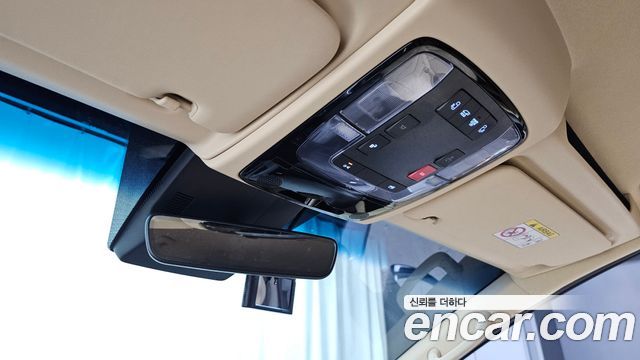 Hyundai Staria 4WD Tourer 11-Seater Modern 2025 — фото 27