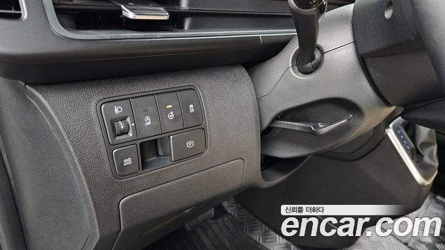 Hyundai Staria 4WD Tourer 11-Seater Modern 2025 — фото 28