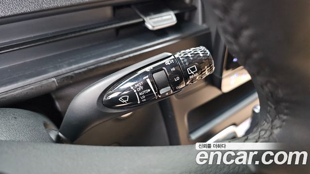 Hyundai Staria 4WD Tourer 11-Seater Modern 2025 — фото 29