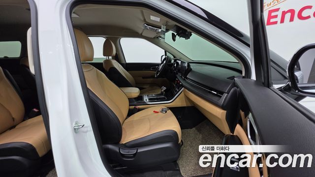 Kia Carnival (IV) Diesel 9-Seater Prestige 2023 — фото 10