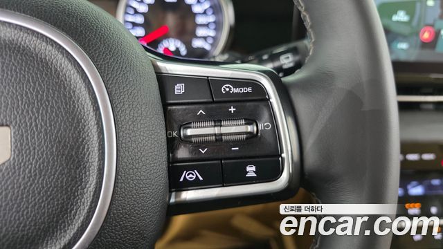 Kia Carnival (IV) Diesel 9-Seater Prestige 2023 — фото 15