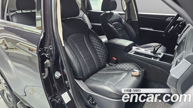 KG Mobility (SsangYong) Rexton Diesel 2.2 2WD Prestige 2023 — фото 26