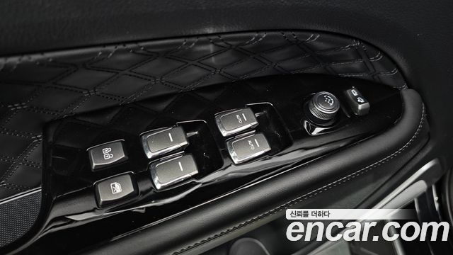 KG Mobility (SsangYong) Rexton Diesel 2.2 2WD Prestige 2023 — фото 33