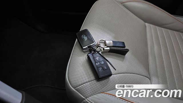 Land Rover Discovery 5 3.0 SD6 HSE Luxury 2020 — фото 16