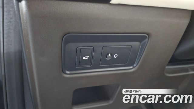 Land Rover Discovery 5 3.0 SD6 HSE Luxury 2020 — фото 29