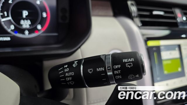 Land Rover Discovery 5 3.0 SD6 HSE Luxury 2020 — фото 34