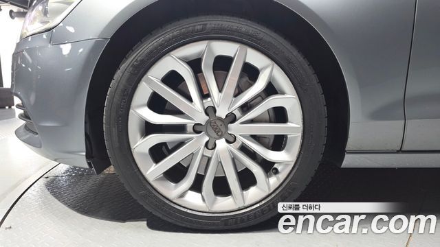 Audi A6 3.0 TFSI Quattro Dynamic C7 2012 — фото 5