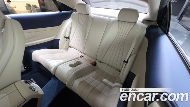 Mercedes-Benz E-Class (W213) E220d Coupe 2019 — фото 26