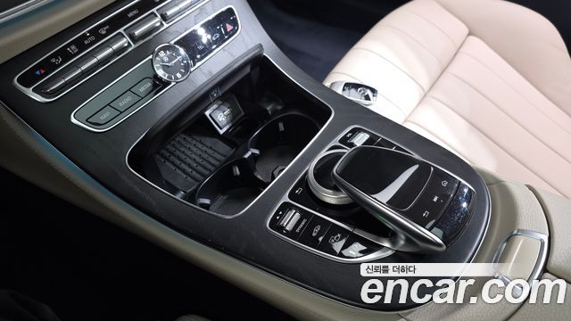 Mercedes-Benz E-Class (W213) E220d Coupe 2019 — фото 30