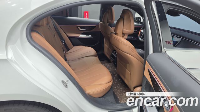 Mercedes-Benz E-Class (W214) E200 Avantgarde 2025 — фото 12