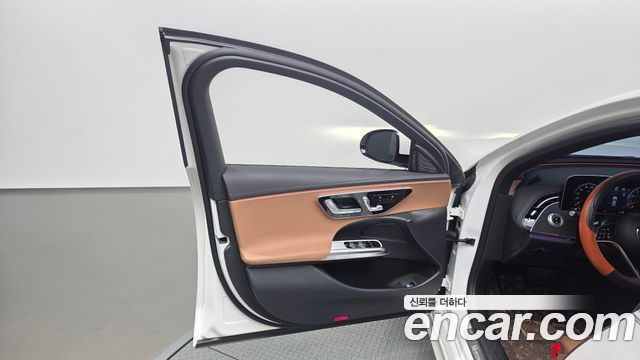 Mercedes-Benz E-Class (W214) E200 Avantgarde 2025 — фото 24