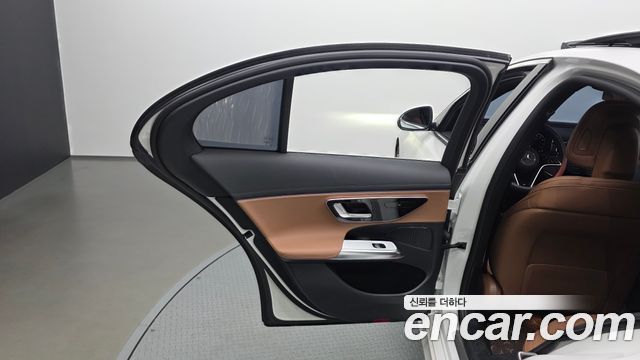 Mercedes-Benz E-Class (W214) E200 Avantgarde 2025 — фото 25