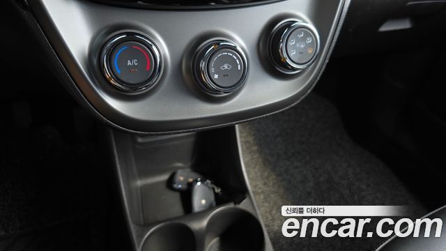 Chevrolet Spark Premier 2019 — фото 31