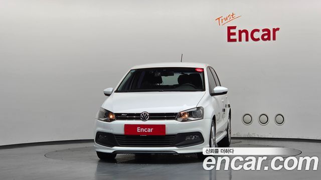 Volkswagen Polo 1.6 TDI R-Line 5th 2014 — фото 3
