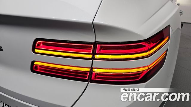 Genesis GV80 2.5T Gasoline 2WD 2023 — фото 23