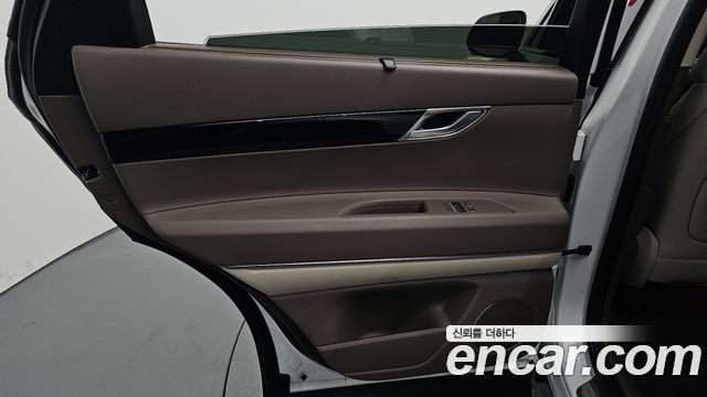 Genesis GV80 2.5T Gasoline 2WD 2023 — фото 25