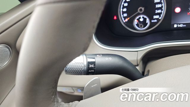 Genesis GV80 2.5T Gasoline 2WD 2023 — фото 32