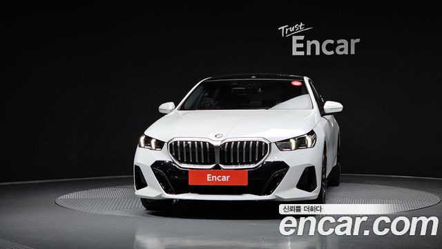 BMW 5 Series (G60) 530i xDrive M Sport 2026 — фото 3