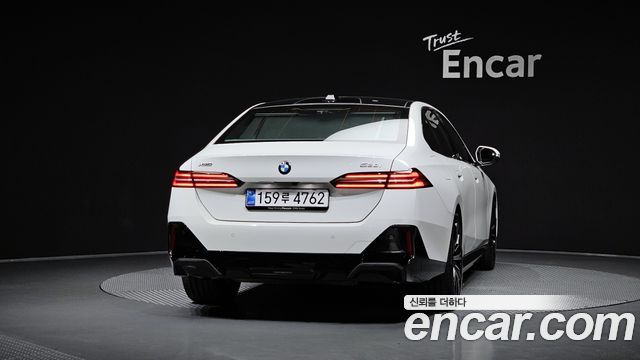 BMW 5 Series (G60) 530i xDrive M Sport 2026 — фото 4