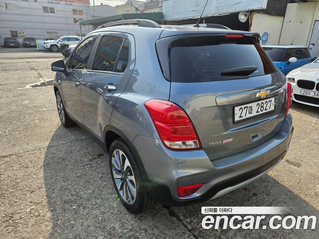 Chevrolet Trax 1.4 Premier 2019 — фото 4
