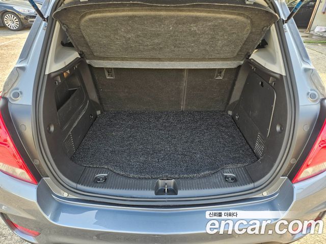 Chevrolet Trax 1.4 Premier 2019 — фото 10