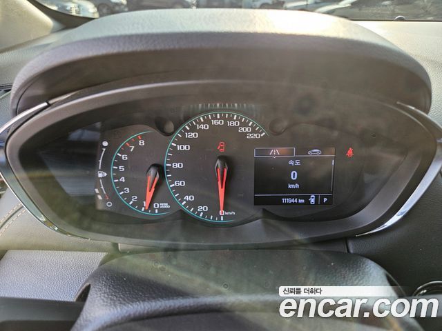 Chevrolet Trax 1.4 Premier 2019 — фото 18