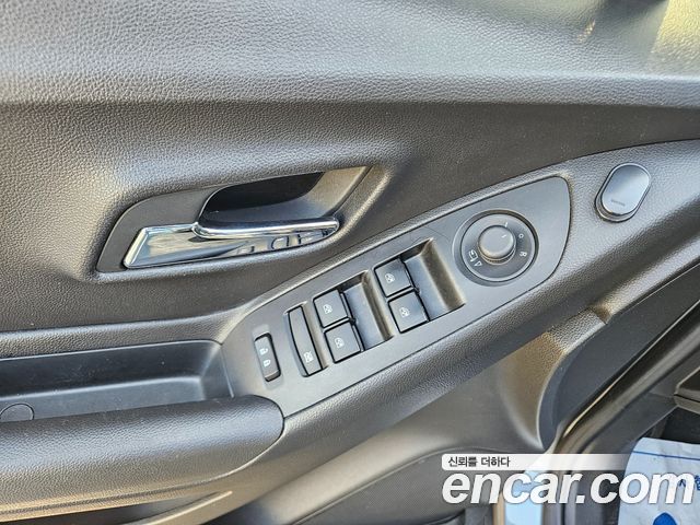 Chevrolet Trax 1.4 Premier 2019 — фото 24